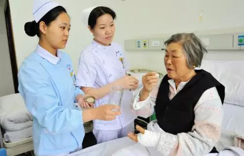 湖北出臺(tái)《關(guān)于支持社會(huì)力量提供醫(yī)療服務(wù)和中醫(yī)養(yǎng)生保健服務(wù)的意見》